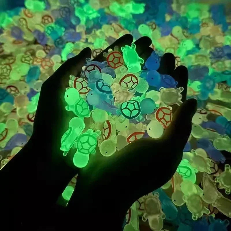 50/2pcs Cute Mini Luminous Turtle Ornaments Glowing in The Dark Miniatures