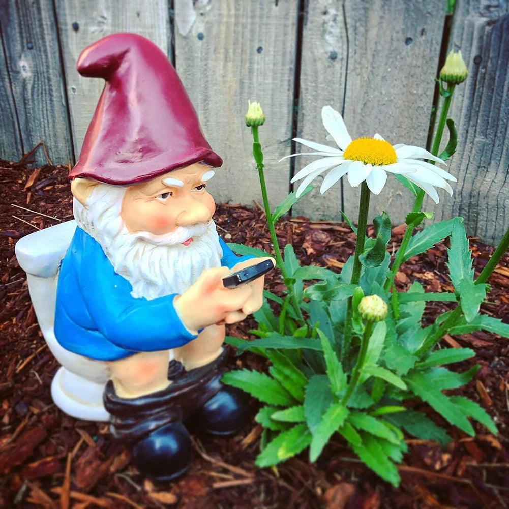 3D Dwarf Toilet Play Phone Statue Sculpture Crafts Garden Lawn Yard Decor