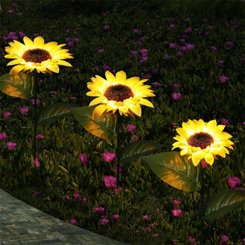 Brighten Garden with 3 Heads Solar Simulation Sunflower LED Lights