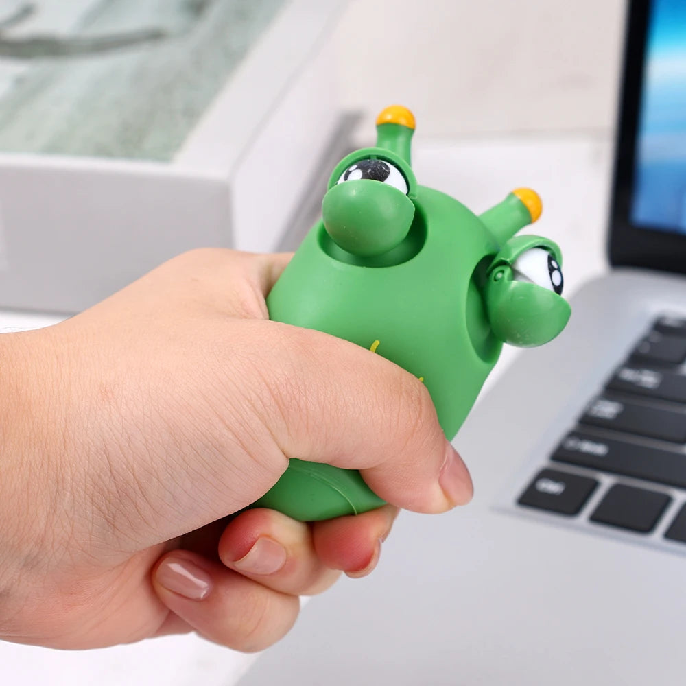 Green Worm Squeeze Pinch Toy Novelty Eye Popping Squeeze 3D Toy