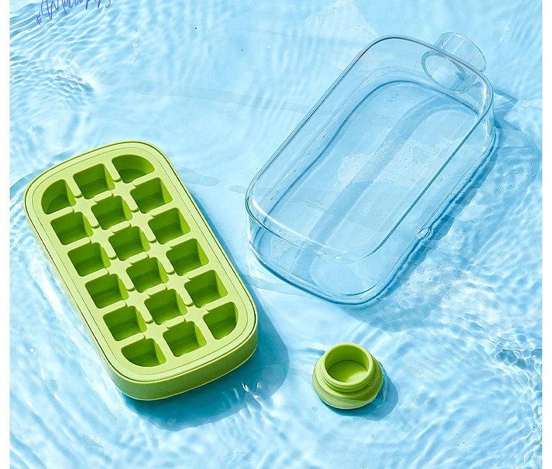 2-in-1 Silicone Ice Cube With Straw Food-grade Ice Maker Kettle Pressing Mold Ice Drink Bottle
