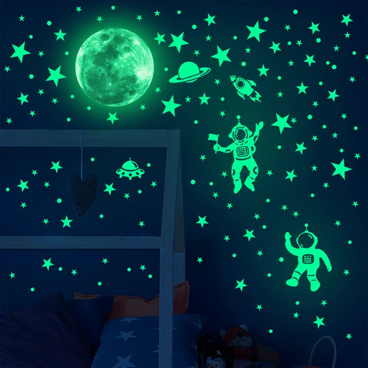 Luminous Astronaut Bedroom Decoration Glow In The Dark Self-adhesive Decals
