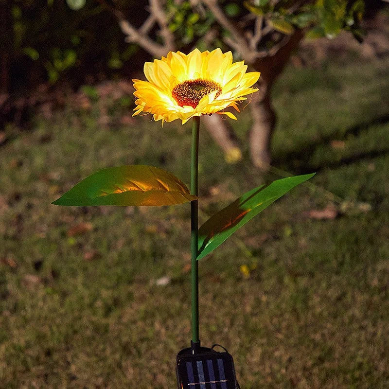 Brighten Garden with 3 Heads Solar Simulation Sunflower LED Lights